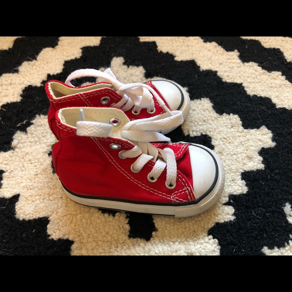 Baby/toddler Converse Chuck Taylors- size 4